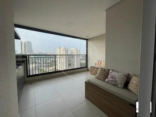 Apartamento 2 quartos e 1 banheiro, à venda ou para alugar, no bairro Santo Amaro em São Paulo