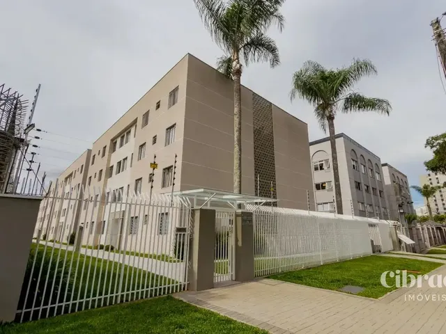 Apartamento 3 quartos e 1 banheiro, para alugar, no bairro Portão em Curitiba