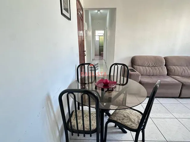 Apartamento com 79m² 2 quartos e 1 banheiro, à venda, no bairro Marapé em Santos