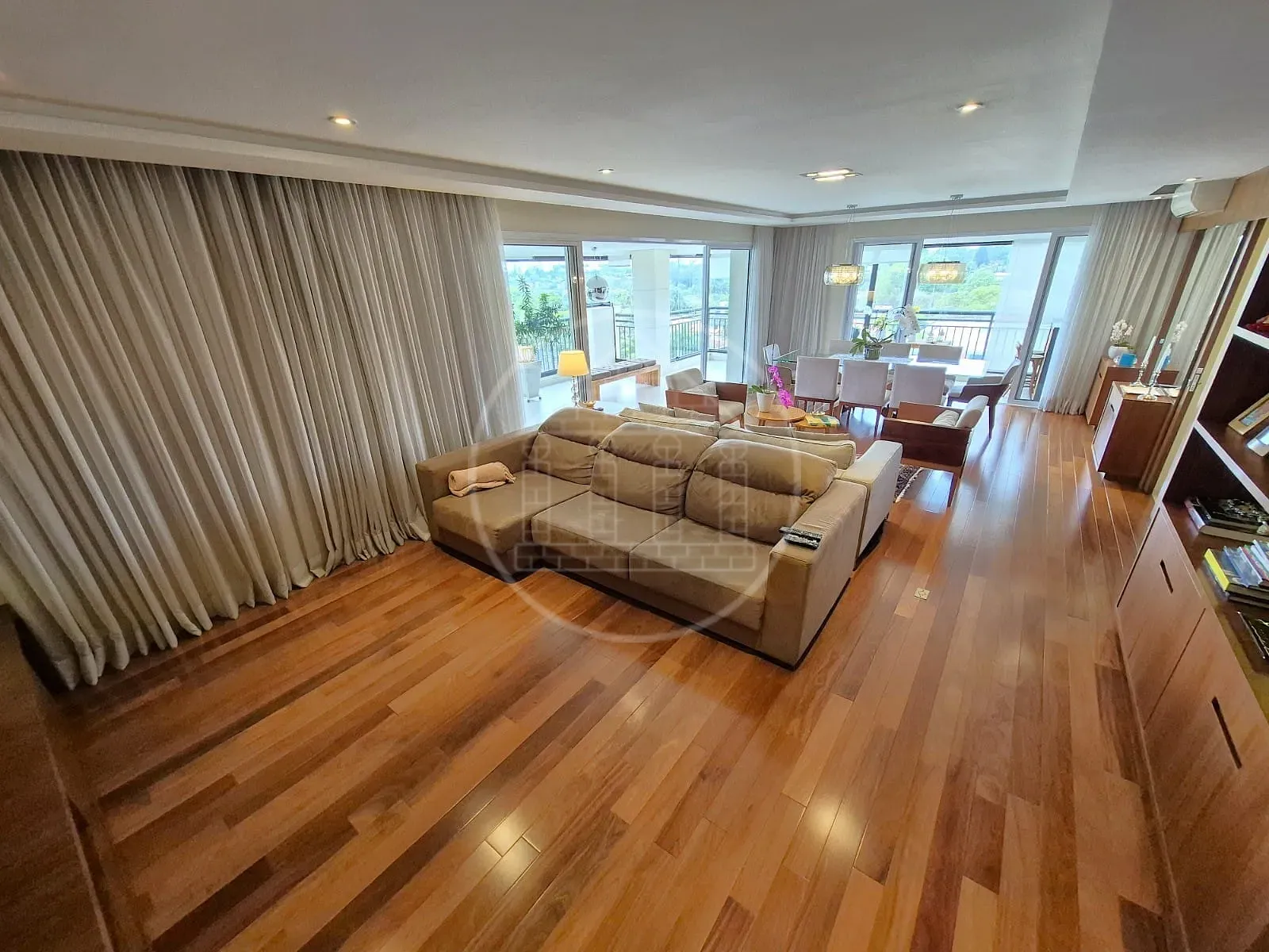 Apartamento, 3 quartos, 208 m² - Foto 4