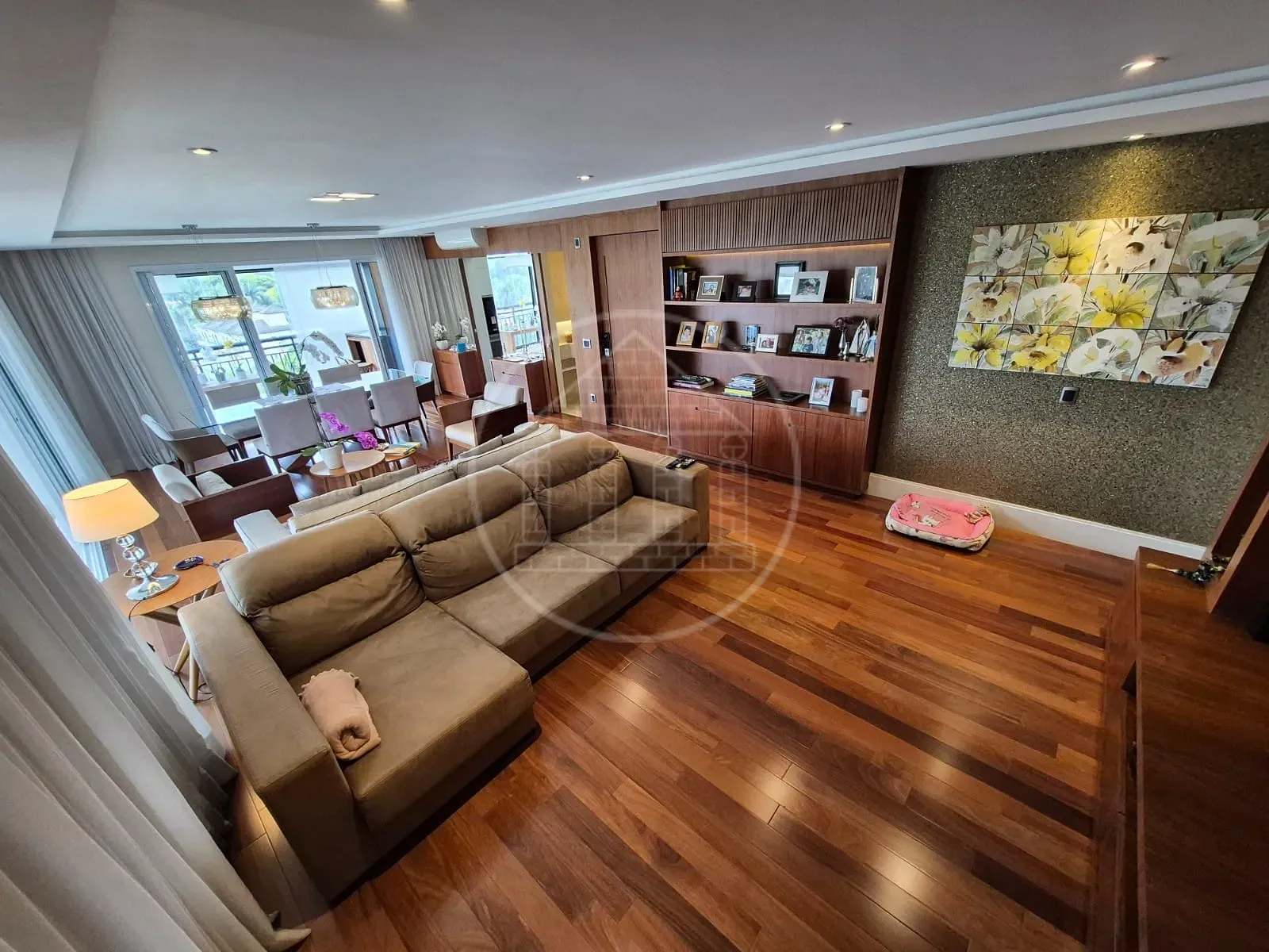 Apartamento, 3 quartos, 208 m² - Foto 1