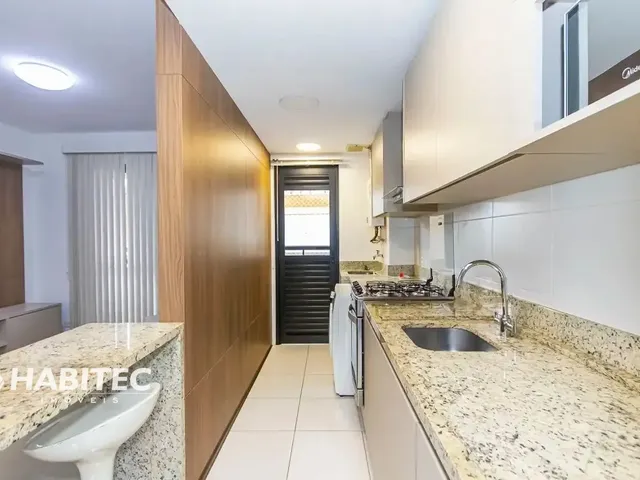 Apartamento 1 quarto e 1 banheiro, para alugar, no bairro Vila Izabel em Curitiba