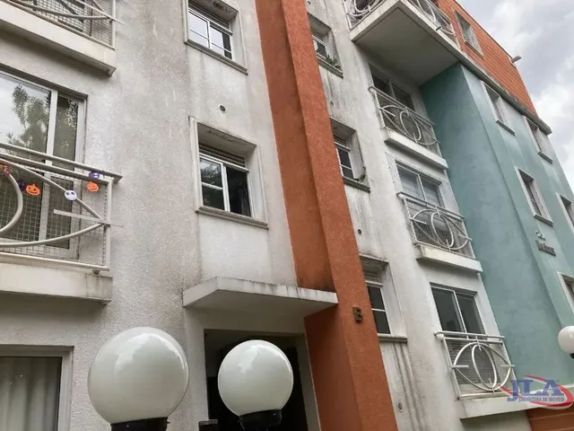 Apartamento 2 quartos e 1 banheiro, para alugar, no bairro Cabral em Curitiba
