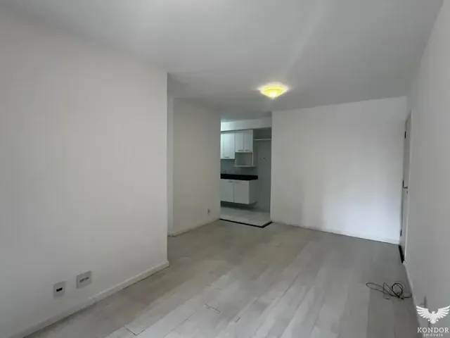 Apartamento 2 quartos e 2 banheiros, à venda, no bairro Boa Vista em Curitiba