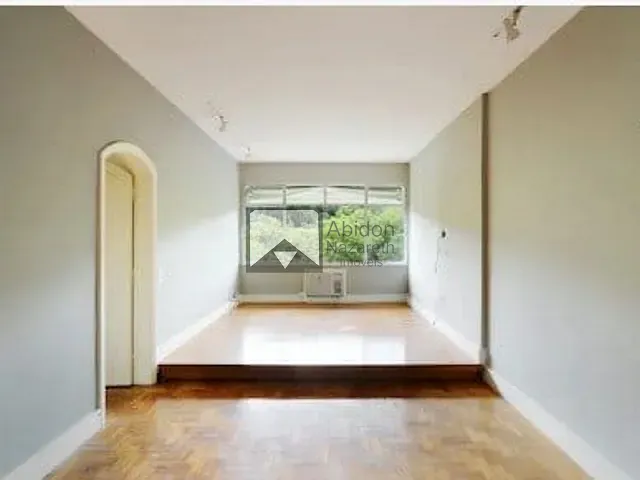 Apartamento com 110m² 3 quartos e 1 banheiro, à venda, no bairro Icaraí em Niterói