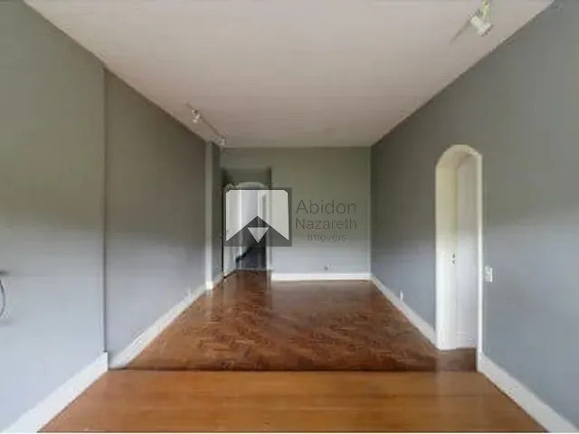 Apartamento com 110m² 3 quartos e 1 banheiro, à venda, no bairro Icaraí em Niterói