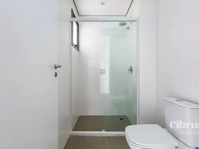 Apartamento 1 quarto e 1 banheiro, para alugar, no bairro Centro Cívico em Curitiba