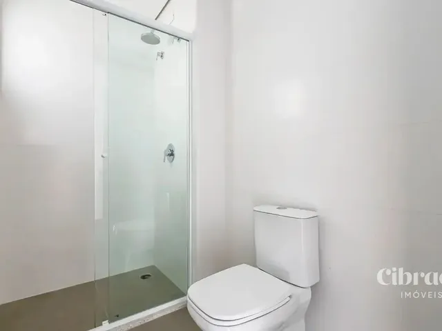 Apartamento 1 quarto e 1 banheiro, para alugar, no bairro Centro Cívico em Curitiba