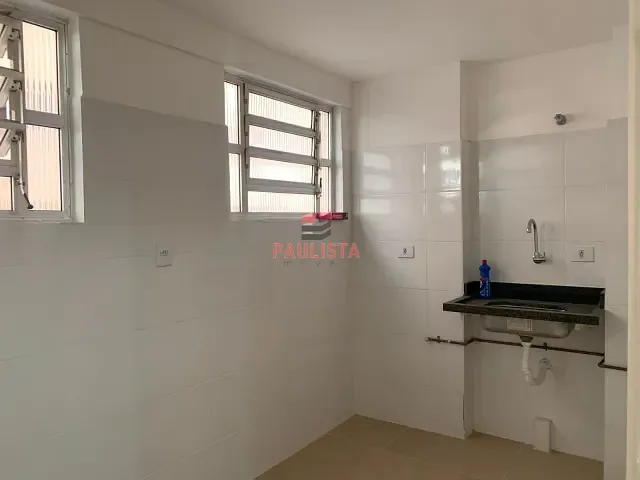Apartamento 2 quartos e 1 banheiro, para alugar, no bairro Aclimação em São Paulo