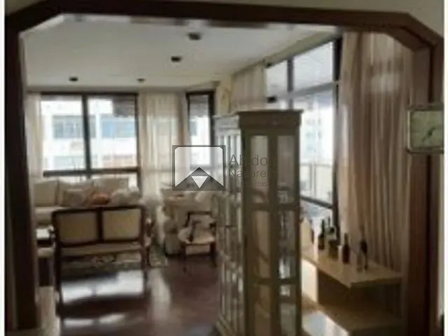 Apartamento com 280m² 4 quartos e 2 banheiros, à venda, no bairro Icaraí em Niterói