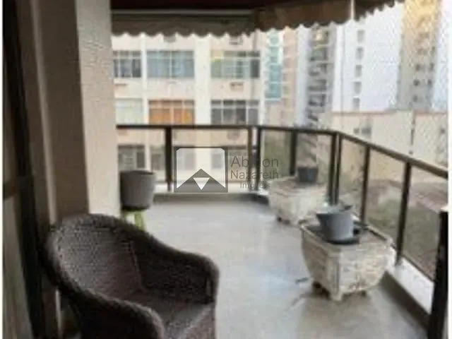Apartamento com 280m² 4 quartos e 2 banheiros, à venda, no bairro Icaraí em Niterói