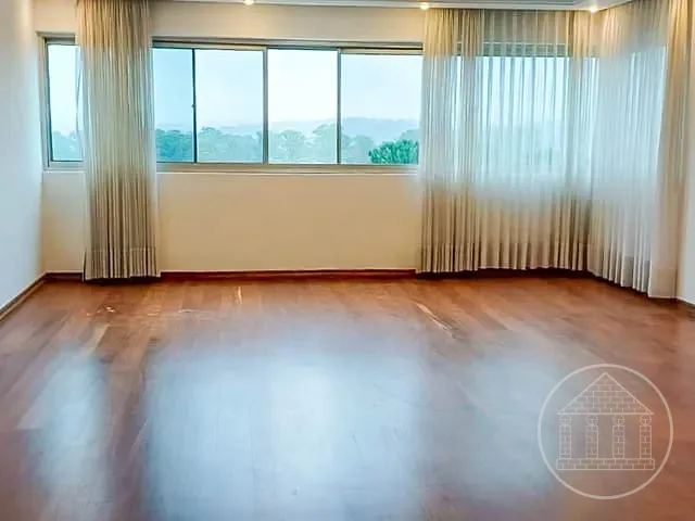 Apartamento com 180m² 4 quartos e 5 banheiros, à venda, no bairro Cidade Dutra em São Paulo
