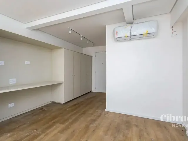 Apartamento 1 quarto e 1 banheiro, para alugar, no bairro Centro Cívico em Curitiba