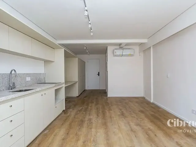 Apartamento 1 quarto e 1 banheiro, para alugar, no bairro Centro Cívico em Curitiba