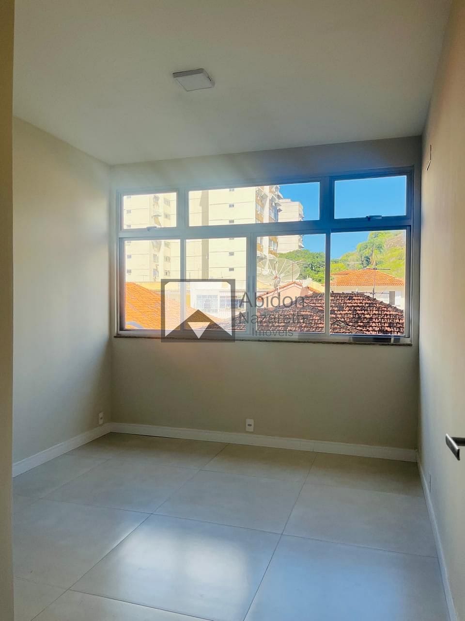 Apartamento, 3 quartos, 105 m² - Foto 2