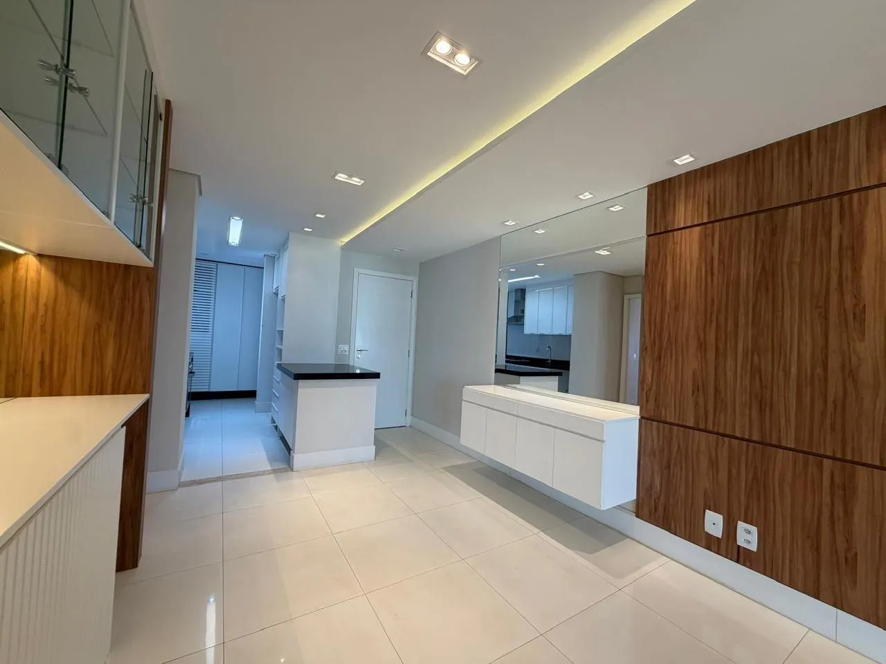 Apartamento, 3 quartos, 100 m² - Foto 2