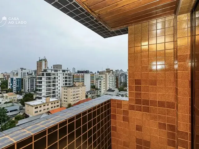 Apartamento 2 quartos e 1 banheiro, para alugar, no bairro Bigorrilho em Curitiba