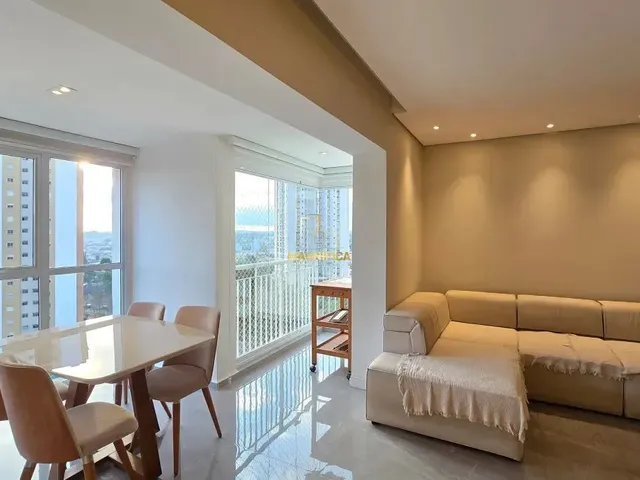 Apartamento 3 quartos e 3 banheiros, à venda, no bairro Campo Comprido em Curitiba