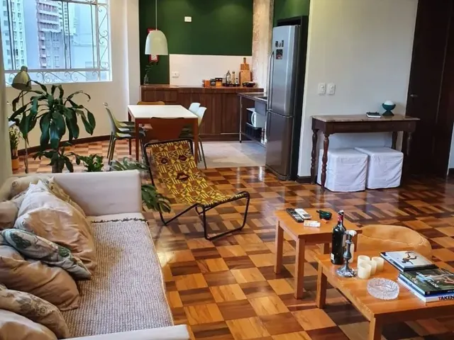Apartamento 3 quartos e 2 banheiros, à venda, no bairro Centro em Curitiba