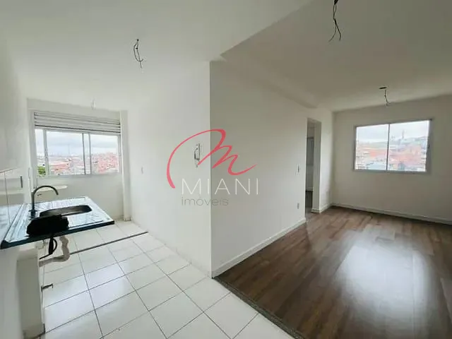 Apartamento 2 quartos e 1 banheiro, à venda, no bairro Jardim Salete em Taboão da Serra