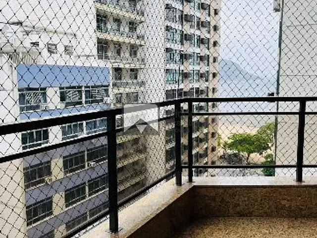 Apartamento com 220m² 4 quartos e 2 banheiros, à venda, no bairro Icaraí em Niterói