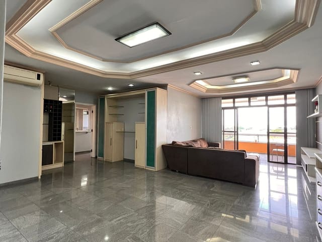 Apartamento com 155m² 3 quartos e 3 banheiros, à venda, no bairro Parque 10 de Novembro em Manaus
