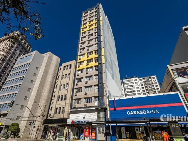 Apartamento 1 quarto e 1 banheiro, para alugar, no bairro Centro em Curitiba