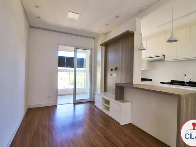 Apartamento 3 quartos e 1 banheiro, para alugar, no bairro Cabral em Curitiba