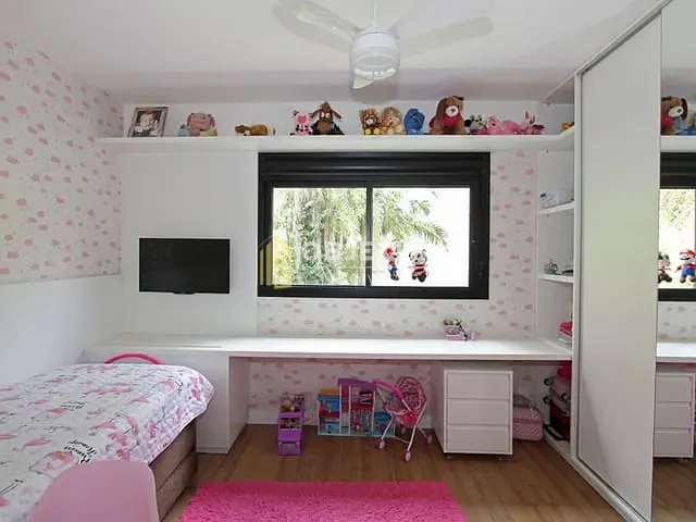 Apartamento 3 quartos e 9 banheiros, à venda, no bairro Menino Deus em Porto Alegre