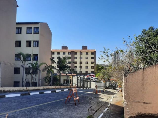 Apartamento com 50m² 2 quartos e 1 banheiro, à venda, no bairro Parque Jane em Embu das Artes