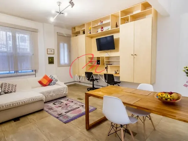 Apartamento 1 quarto e 2 banheiros, à venda, no bairro Barra Funda em São Paulo