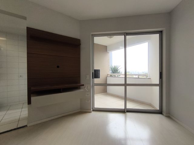 Apartamento com 107m² 3 quartos e 2 banheiros, para alugar, no bairro Andrade em Londrina
