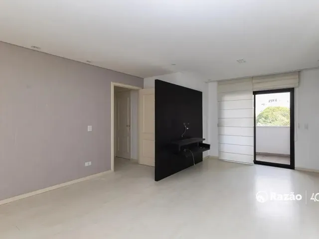 Apartamento 3 quartos e 1 banheiro, para alugar, no bairro Alto da Glória em Curitiba