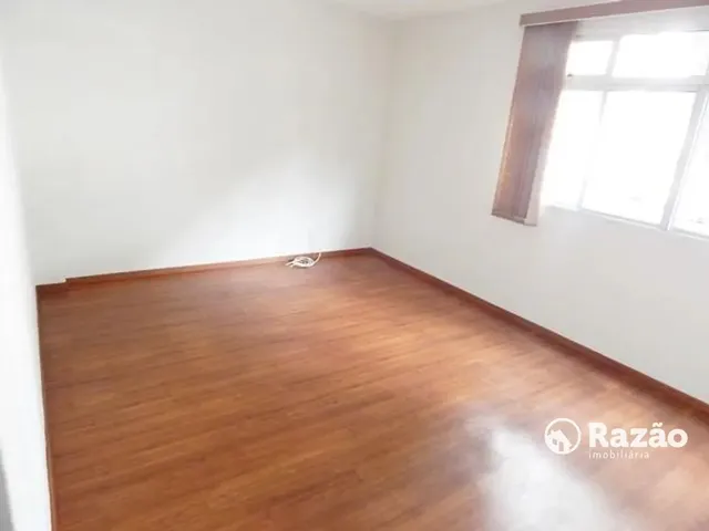 Apartamento 3 quartos e 1 banheiro, para alugar, no bairro Rebouças em Curitiba