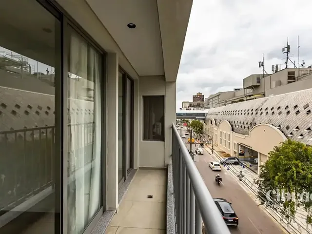 Apartamento 1 quarto e 1 banheiro, para alugar, no bairro Centro Cívico em Curitiba