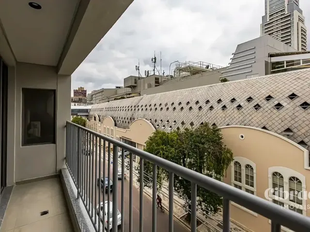 Apartamento 1 quarto e 1 banheiro, para alugar, no bairro Centro Cívico em Curitiba