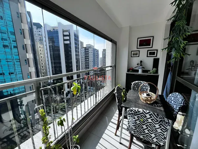Apartamento 2 quartos e 2 banheiros, à venda, no bairro Vila Mariana em São Paulo