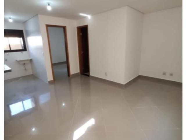 Apartamento com 400m² 2 quartos e 1 banheiro, à venda, no bairro Vila Santa Teresa (Zona Leste) em São Paulo