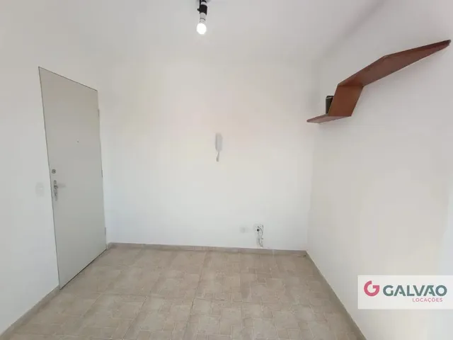 Apartamento 1 quarto e 1 banheiro, para alugar, no bairro Campina do Siqueira em Curitiba