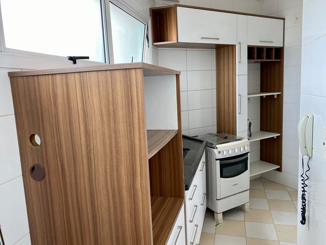 Apartamento com 97m² 3 quartos e 2 banheiros, à venda ou para alugar, no bairro Vila Costa em Taubaté
