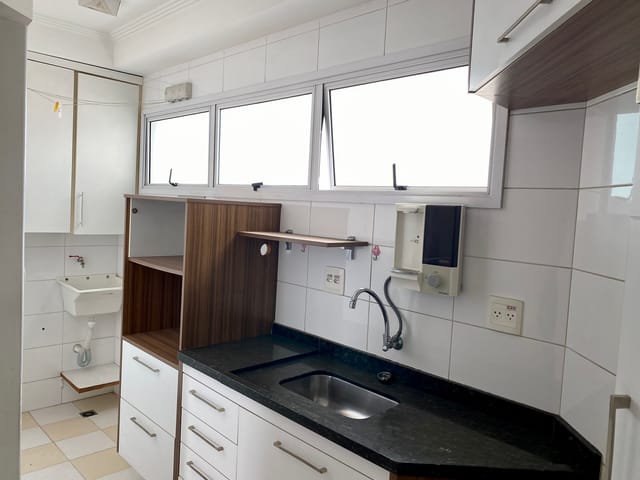 Apartamento com 97m² 3 quartos e 2 banheiros, à venda ou para alugar, no bairro Vila Costa em Taubaté