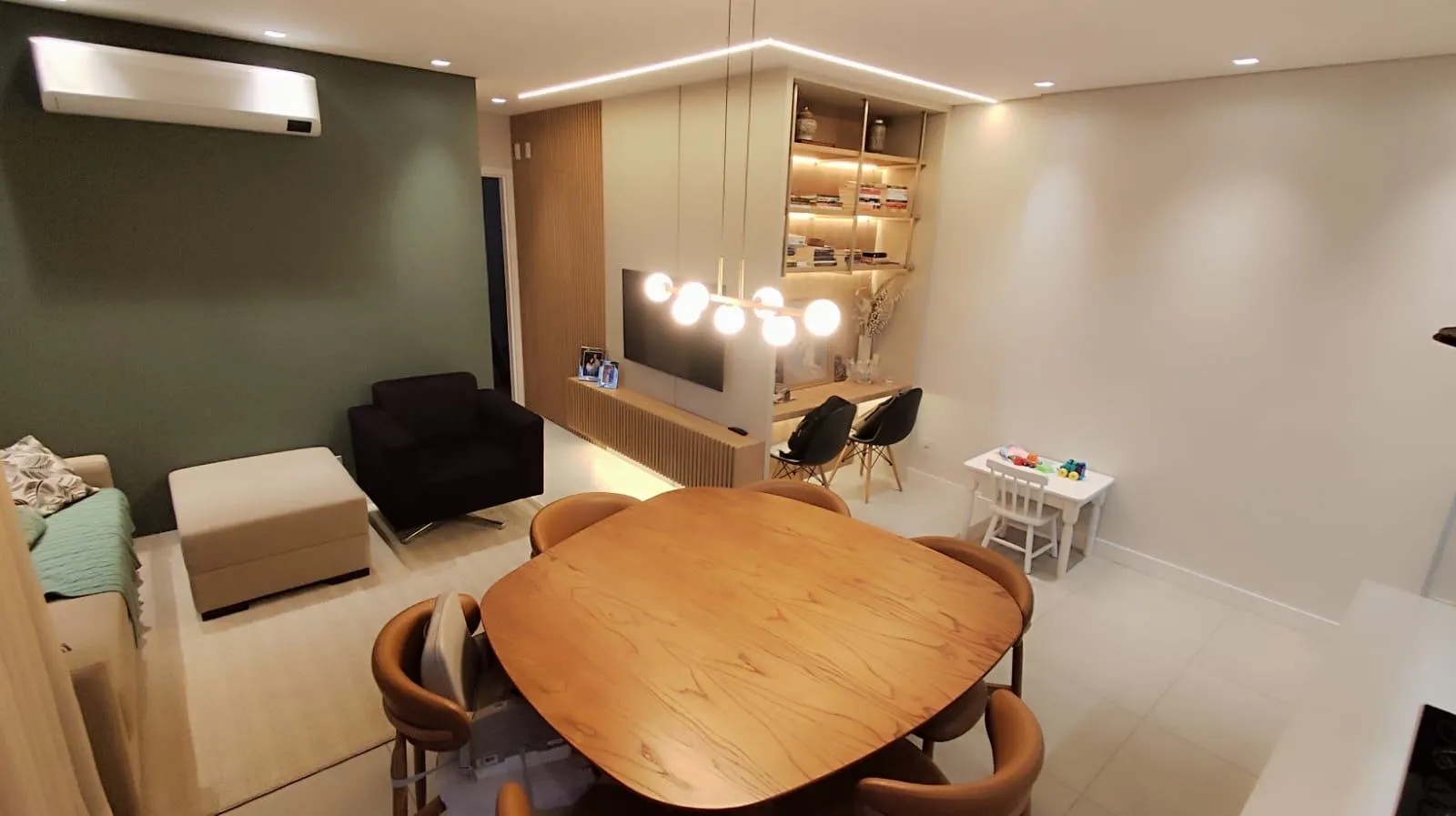 Apartamento, 2 quartos, 75 m² - Foto 1