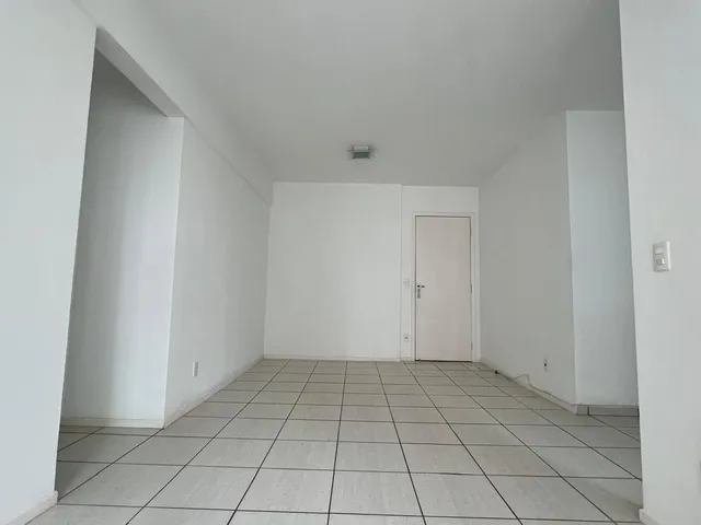 Apartamento 3 quartos e 2 banheiros, para alugar, no bairro Terra Bonita em Londrina