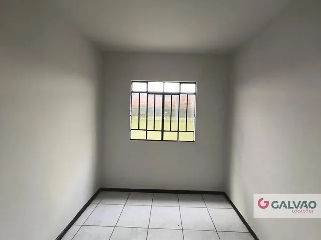 Apartamento 3 quartos e 2 banheiros, para alugar, no bairro Cabral em Curitiba