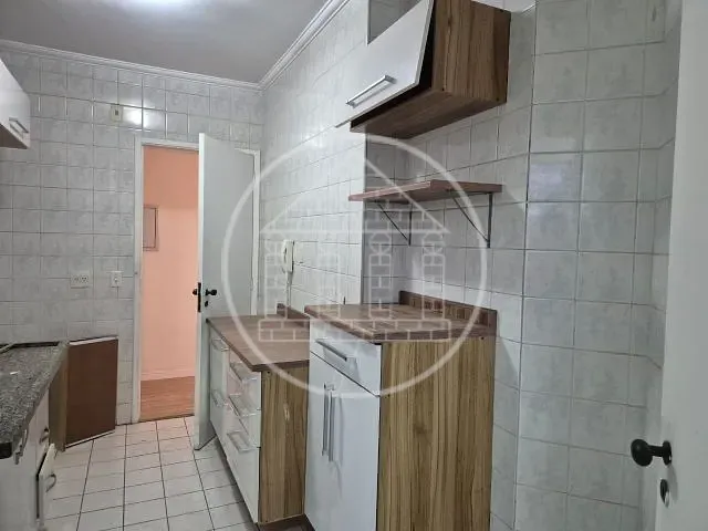 Apartamento 3 quartos e 3 banheiros, à venda, no bairro Vila Isa em São Paulo