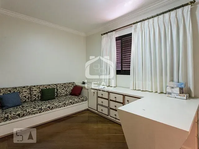 Apartamento com 250m² 4 quartos e 6 banheiros, à venda ou para alugar, no bairro Planalto Paulista em São Paulo