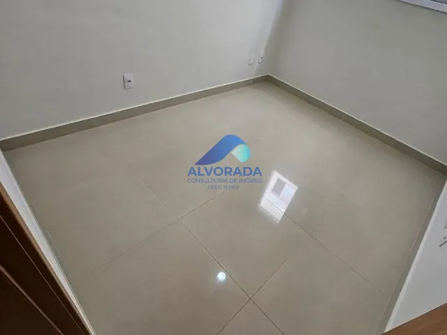 Apartamento com 48m² 2 quartos e 1 banheiro, para alugar, no bairro Jardim das Indústrias em São José dos Campos