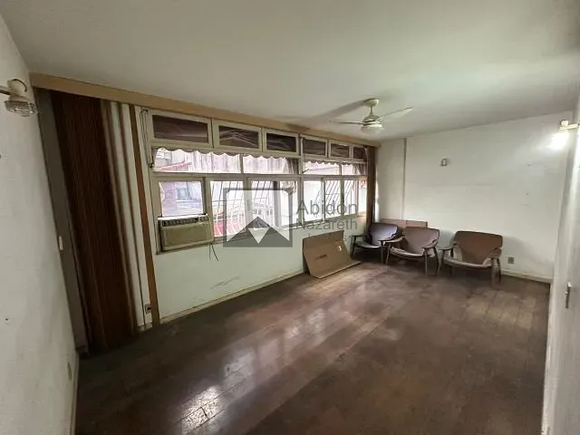 Apartamento com 130m² 3 quartos e 2 banheiros, à venda, no bairro Icaraí em Niterói
