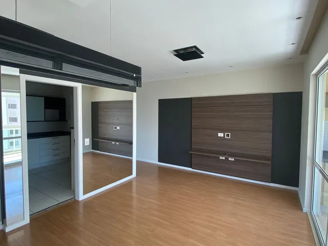 Apartamento com 147m² 3 quartos e 2 banheiros, para alugar, no bairro Gleba Fazenda Palhano em Londrina