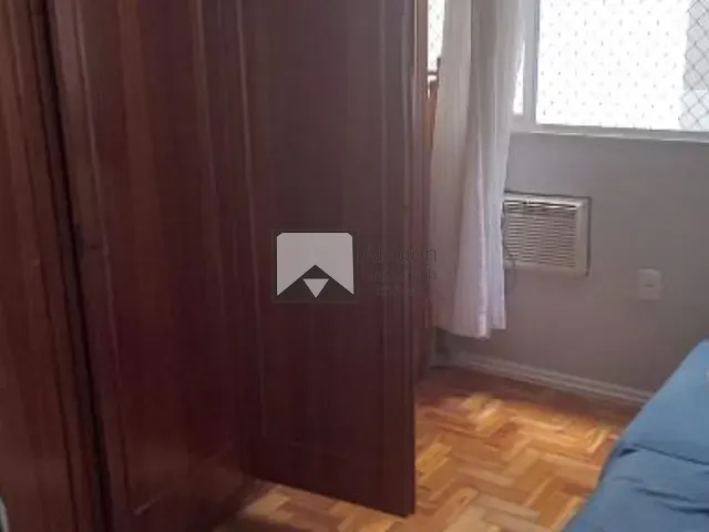 Apartamento com 80m² 2 quartos e 1 banheiro, à venda, no bairro Icaraí em Niterói
